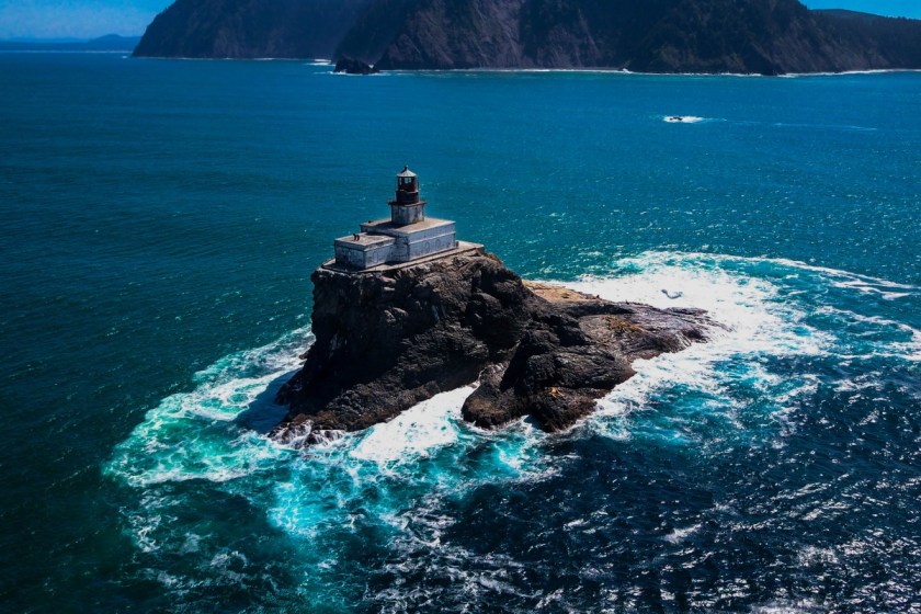 Tillamook-Rock-1200x800 dronestragram